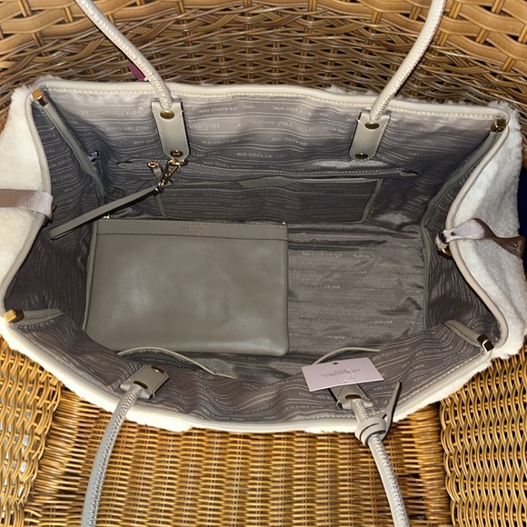 ♠️kate spade Everything Racing Stripe Faux Shearling Fur Large Tote, Cream, NWT - Picture 13 of 16